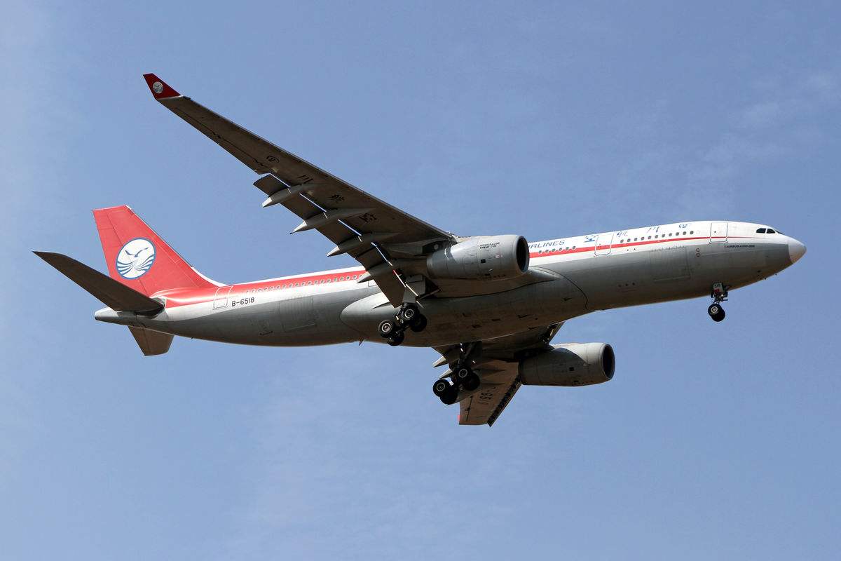中國四川航空公司增加聖彼得堡飛往成都的航班數量 - 2023年10月30日, 俄羅斯衛星通訊社
